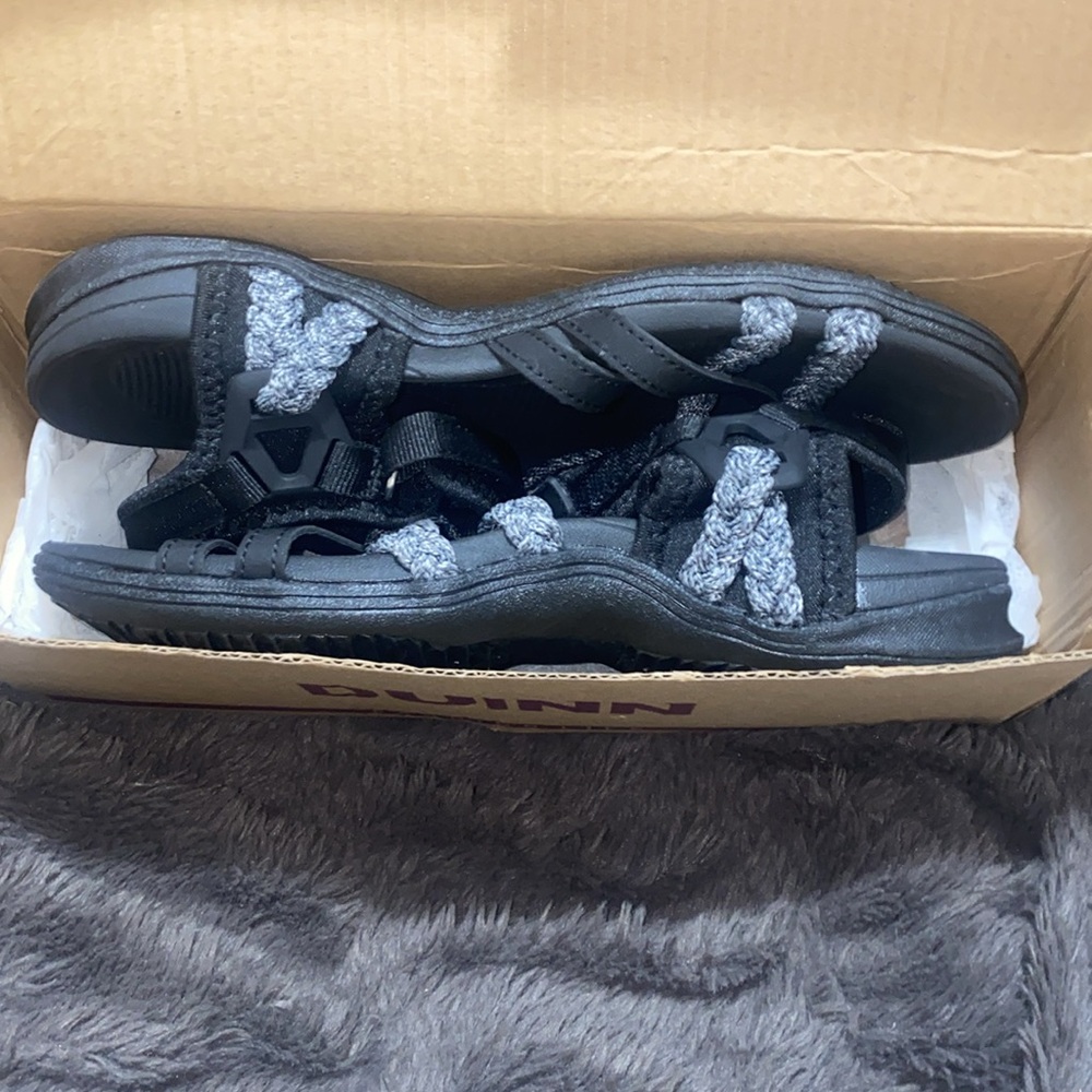 🛍️BRAND NEW DUINN Hiking Sandal with Arch Support - Picture 7 of 8